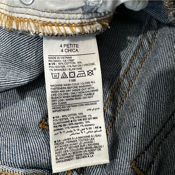 EUC: Old Navy Mid Rise Rockstar Super Skinny | 4p - Picture 7 of 8